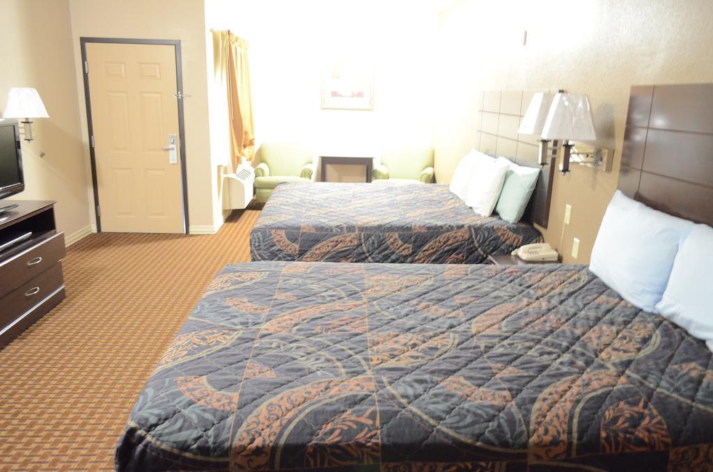 Budget Host Inn & Suites Humble Exterior photo